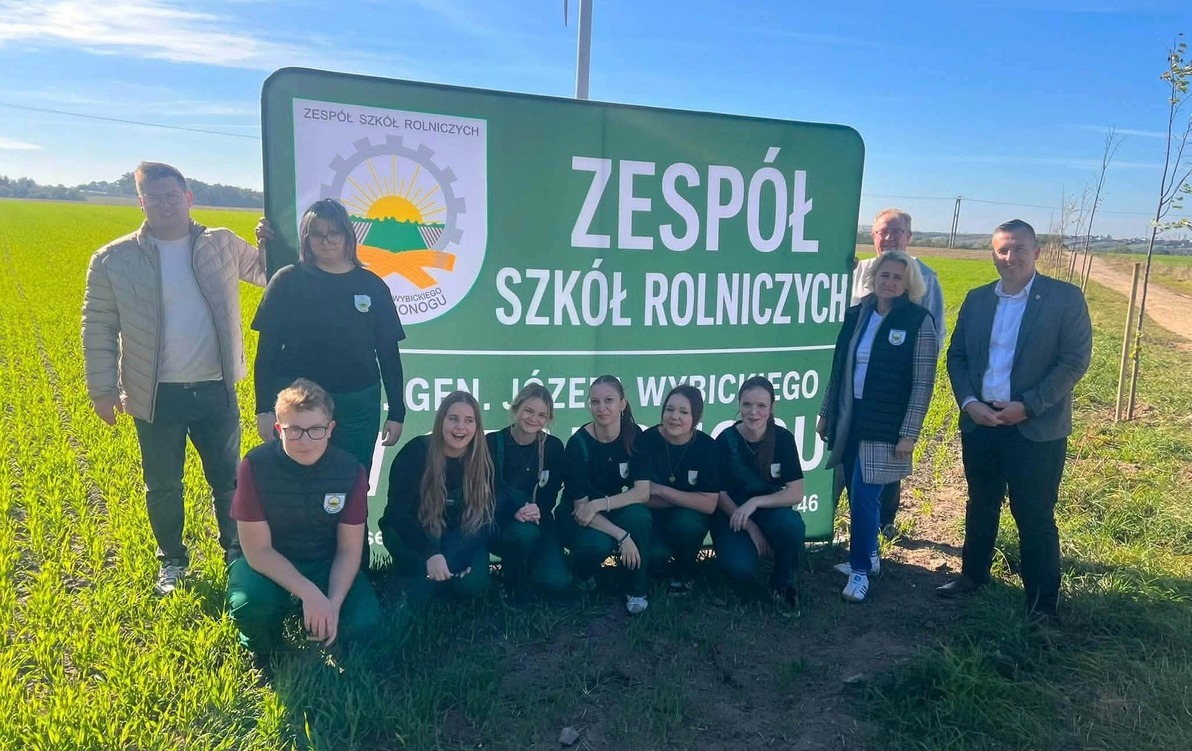 Zdjęcie prezentujące uczestników akcji.
